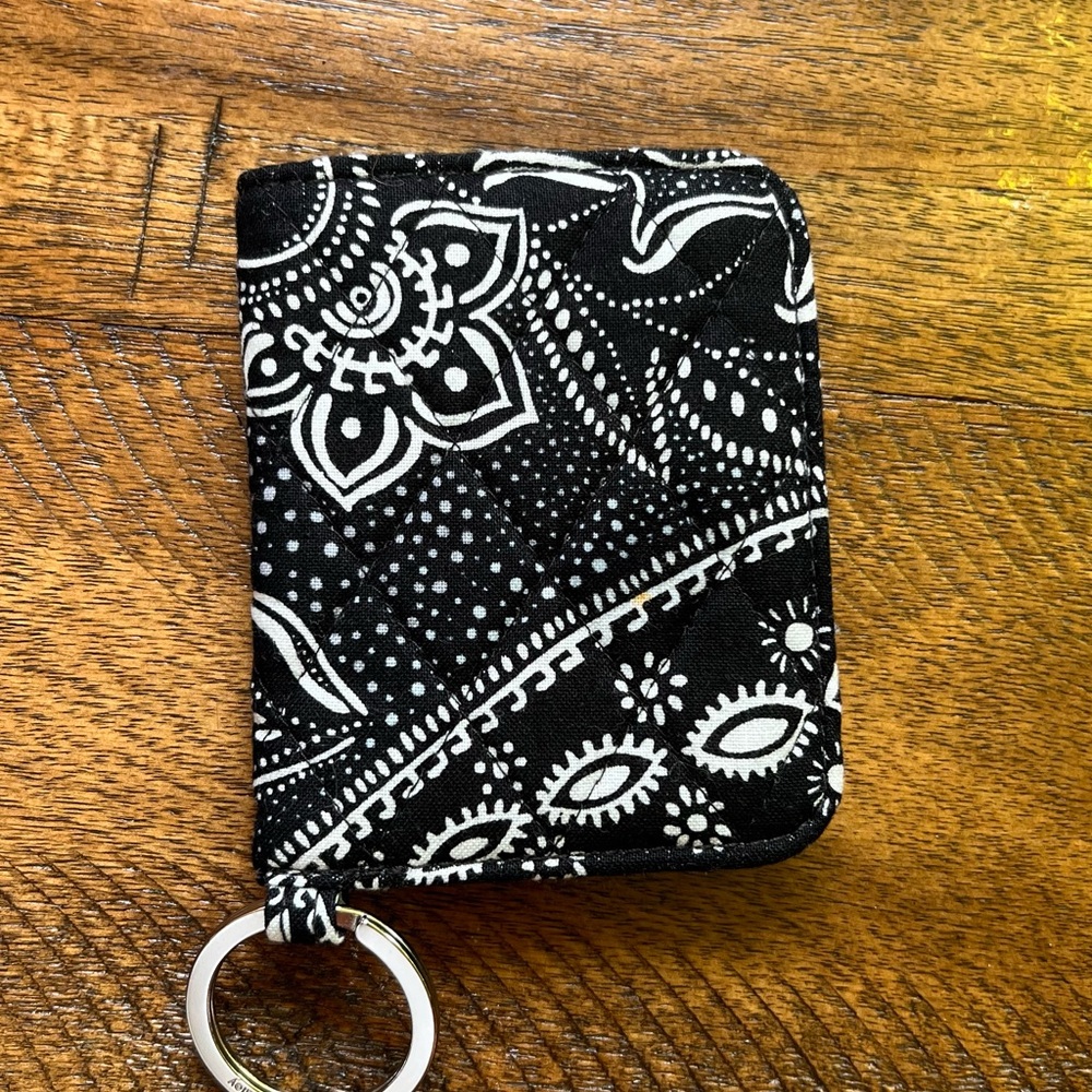 Patterned Black Keychain Wallet - Picture 5 of 6